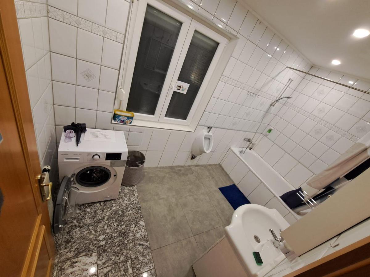 Hostelhollabrunn Hollabrunn Exterior foto